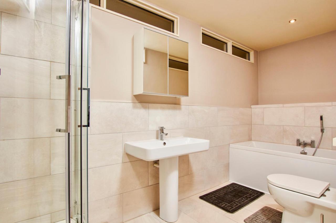 The Stunning Central Harrogate Abode - Sleeps 6 Bagian luar foto